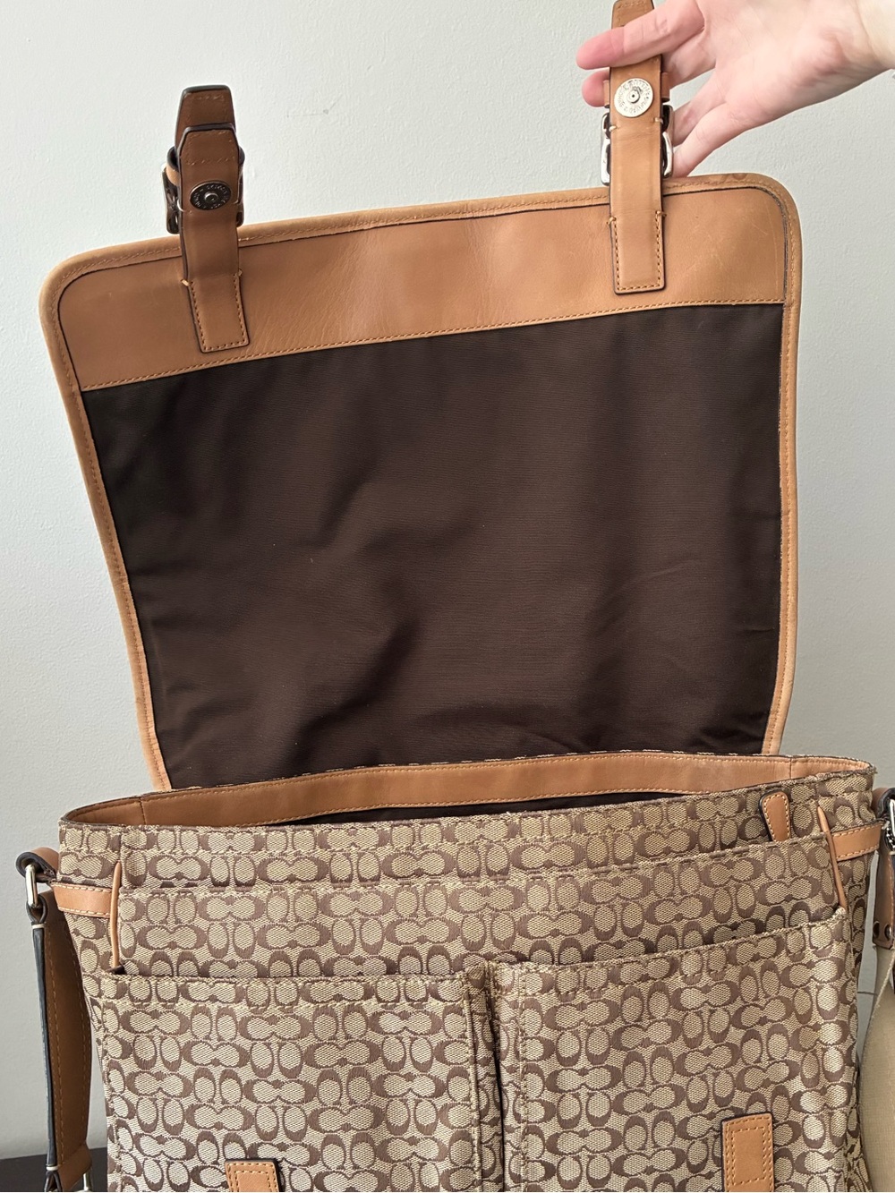 Coach Signature Voyager Cross Body Messenger Bag F70183 Jacquard / Leather - Picture 6 of 15